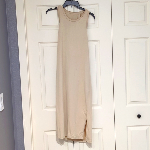 GAP Tie-back Midi Dress - Picture 2 of 4